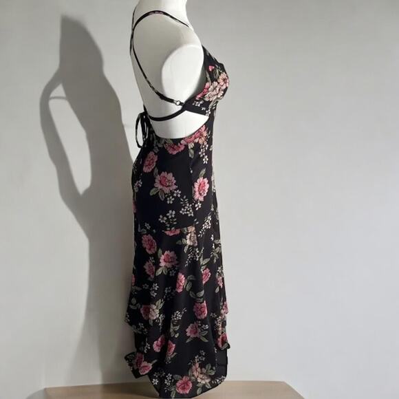NWT Yumi Kim Day Date multicolor floral maxi dress S MSRP $268 - Picture 3 of 8